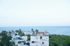 Beachfront mini studio